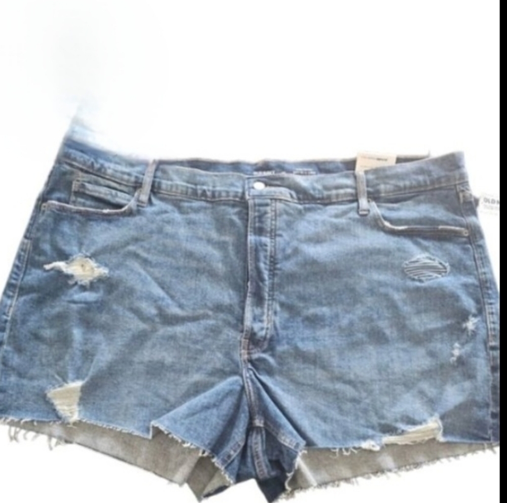 Old Navy High Rise Secret Smooth Pockets Straight Plus Size Button Fly shorts